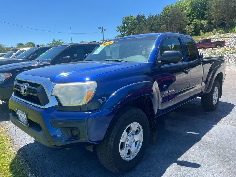 Toyota Tacoma  2014