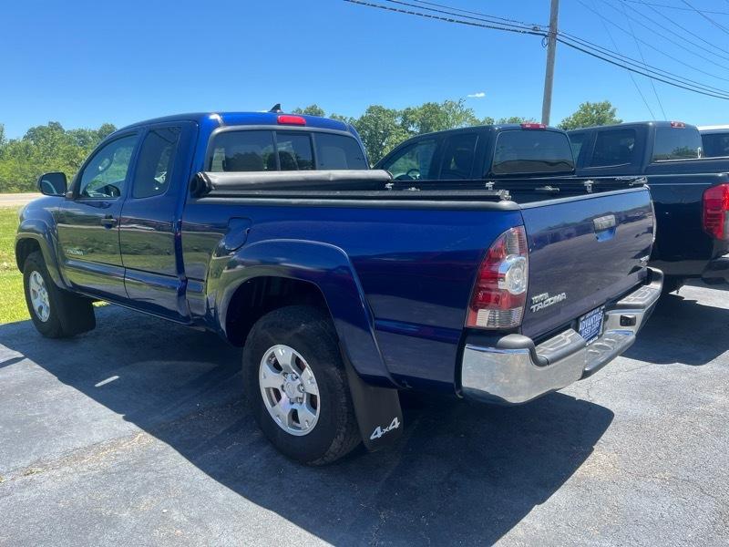 Toyota Tacoma  2014
