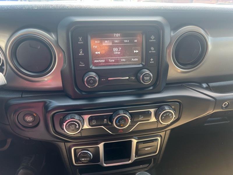 Jeep Wrangler Unlimited Sport 2018