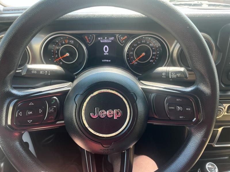 Jeep Wrangler Unlimited Sport 2018