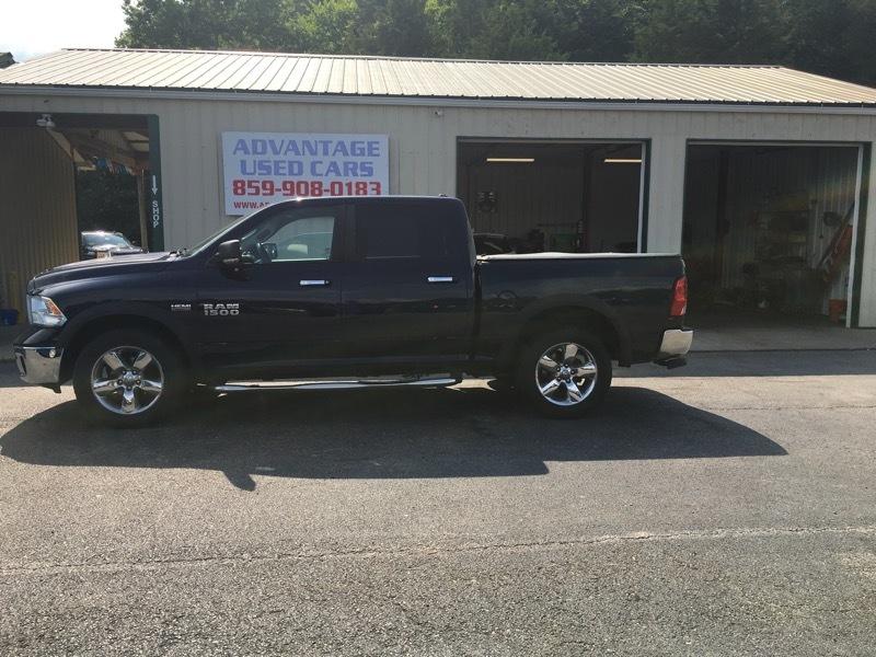 2014 RAM 1500 SLT Crew Cab SWB 4WD