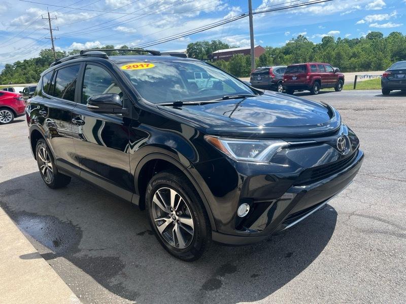 Toyota RAV4 XLE AWD 2017
