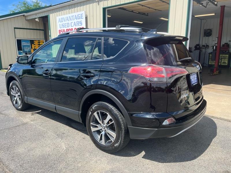 Toyota RAV4 XLE AWD 2017