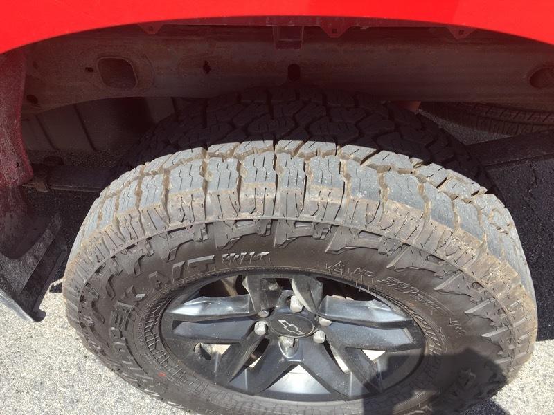 Chevrolet Silverado 1500 Custom Trail Boss Crew Cab Short Box 4WD 2019