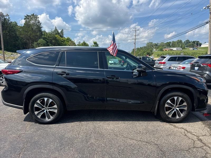 2020 Toyota Highlander XLE AWD V6