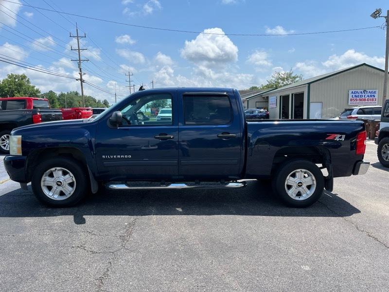 Chevrolet Silverado 1500 LT Crew Cab 4WD 2011