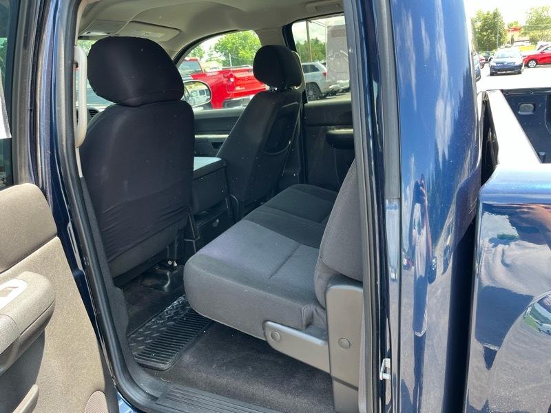 Chevrolet Silverado 1500 LT Crew Cab 4WD 2011