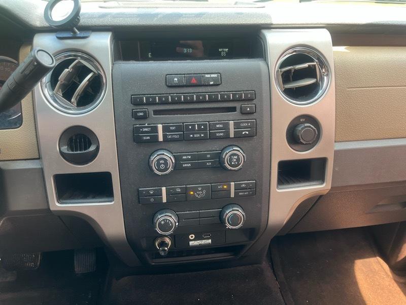 Ford F-150 XL SuperCrew 5.5-ft. Bed 2WD 2010