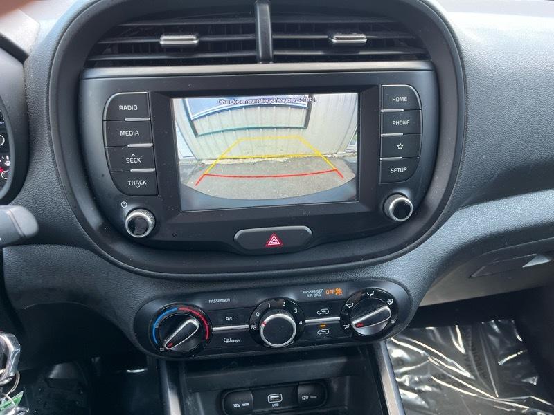 Kia Soul LX CVT 2021