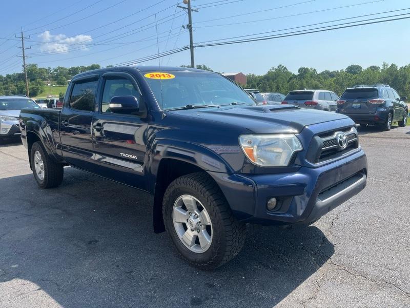 Toyota Tacoma  2013