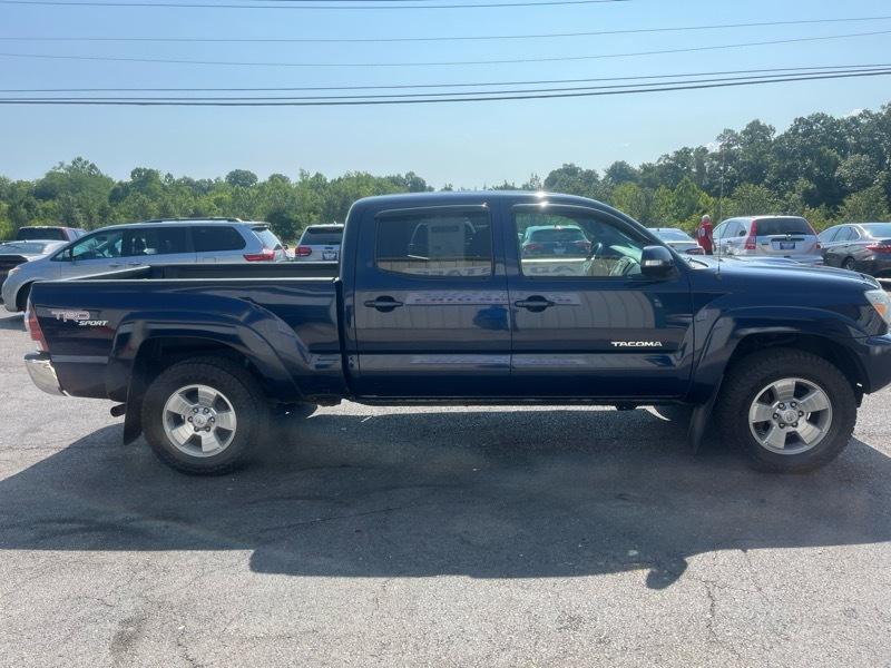 Toyota Tacoma  2013