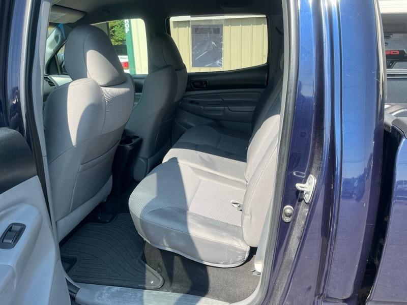Toyota Tacoma  2013