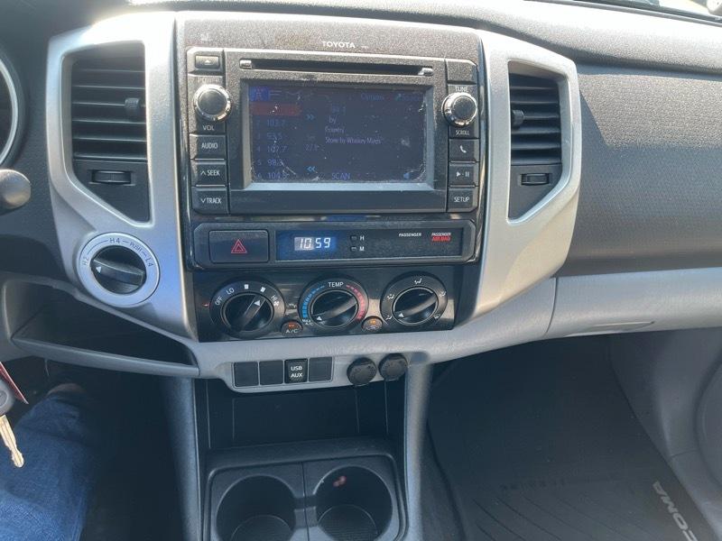 Toyota Tacoma  2013
