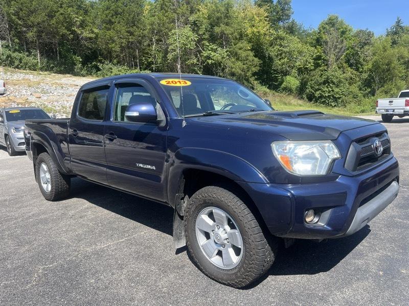 Toyota Tacoma  2013