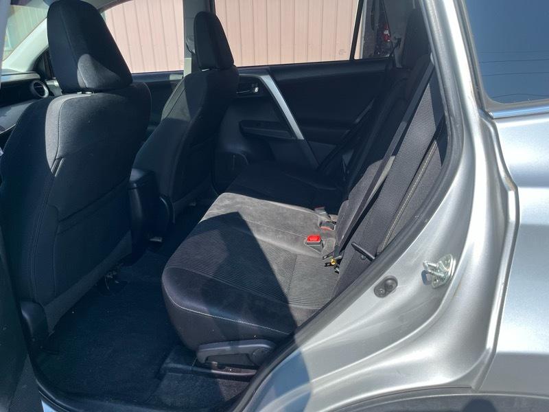 Toyota RAV4 XLE AWD 2015