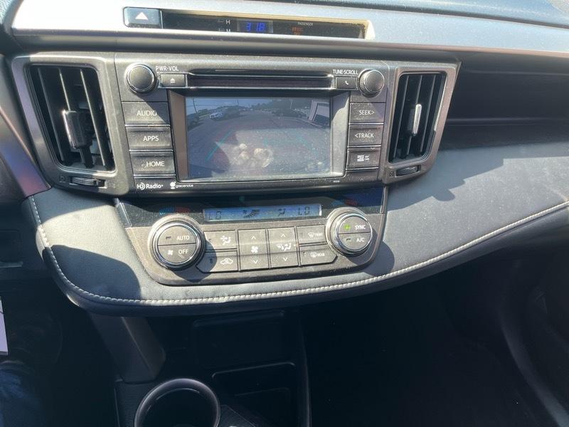Toyota RAV4 XLE AWD 2015