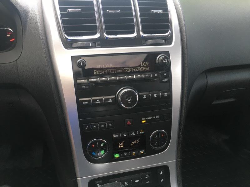 GMC Acadia SLT-1 FWD 2009