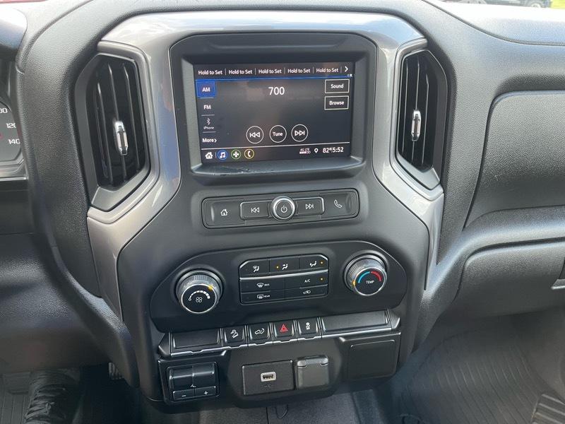 Chevrolet Silverado 1500 Custom Trail Boss Crew Cab Short Box 4WD 2020