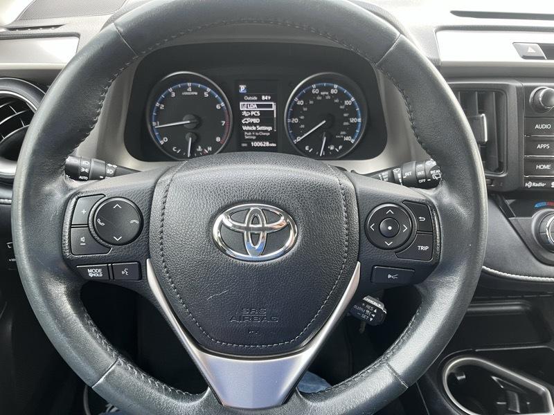 Toyota RAV4 XLE AWD 2017