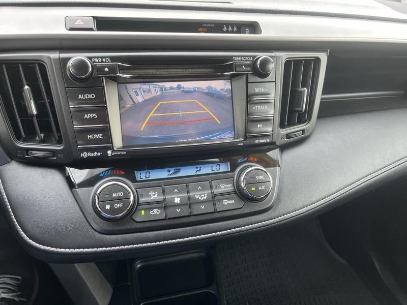 Toyota RAV4 XLE AWD 2017