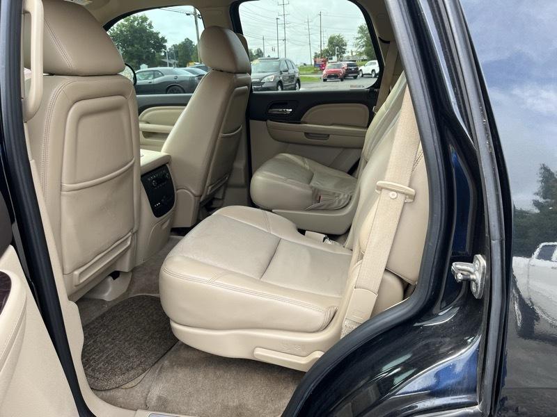 GMC Yukon Denali 4WD 2011