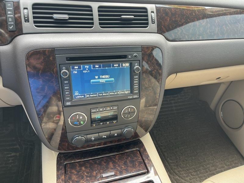 GMC Yukon Denali 4WD 2011