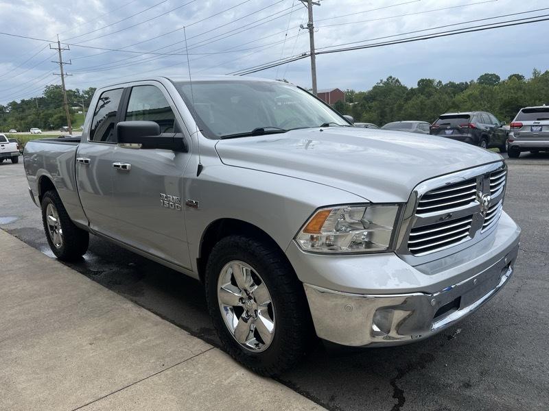 RAM 1500 SLT Quad Cab 4WD 2018