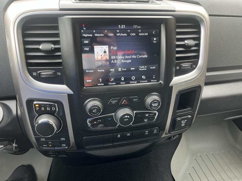 RAM 1500 SLT Quad Cab 4WD 2018