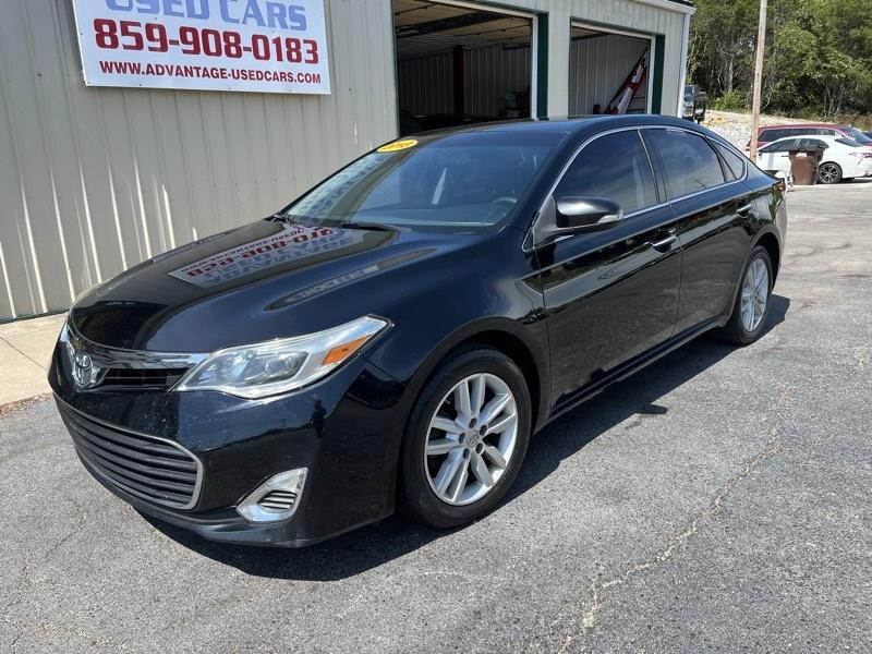 Toyota Avalon XLE Premium (Natl) 2013