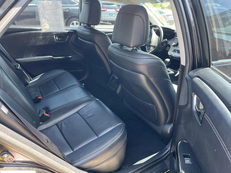 Toyota Avalon XLE Premium (Natl) 2013