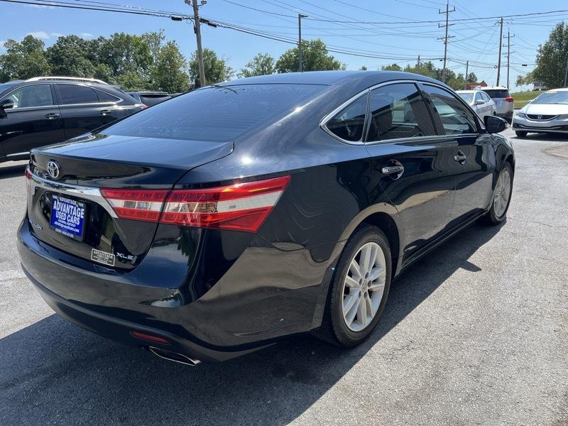 Toyota Avalon XLE Premium (Natl) 2013