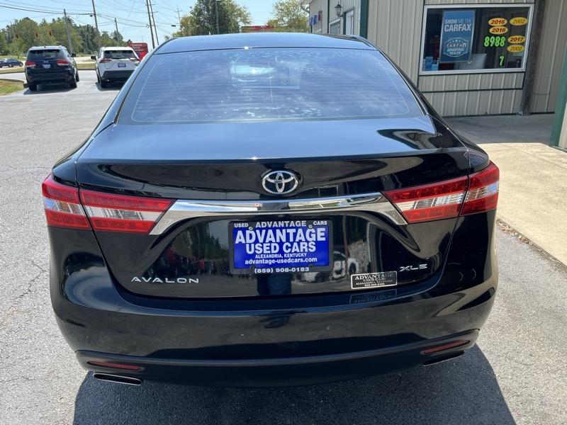 Toyota Avalon XLE Premium (Natl) 2013