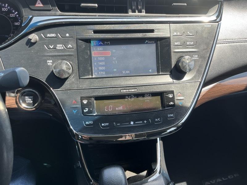 Toyota Avalon XLE Premium (Natl) 2013