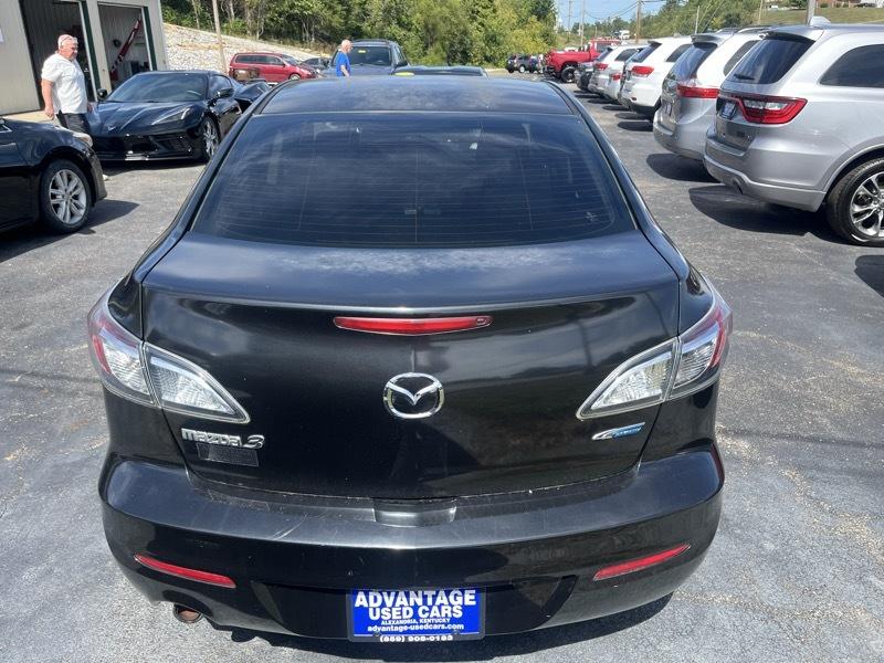 Mazda MAZDA3 i Touring AT 4-Door 2013