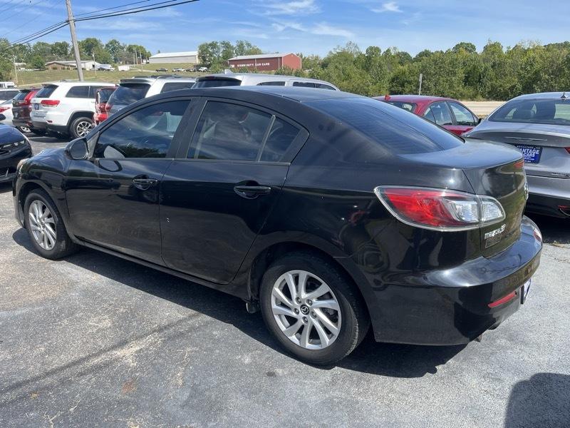 Mazda MAZDA3 i Touring AT 4-Door 2013