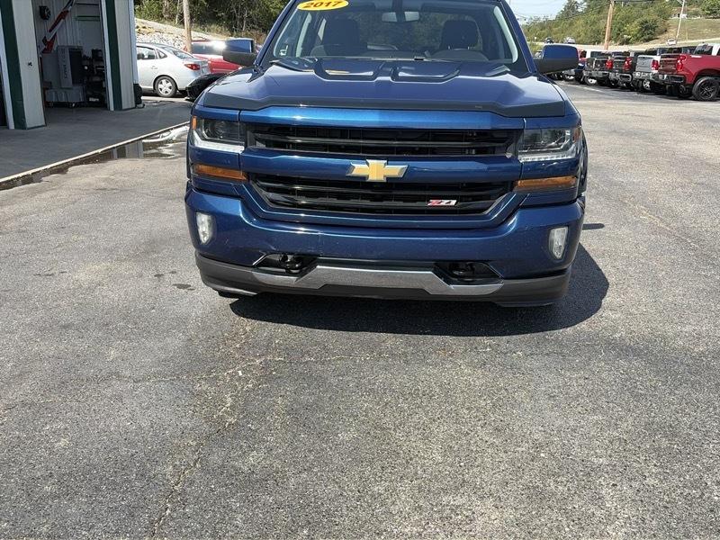 Chevrolet Silverado 1500 LT Crew Cab 4WD 2017