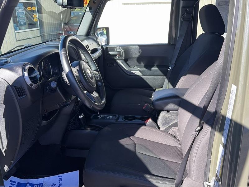 Jeep Wrangler Unlimited Sport 4WD 2015