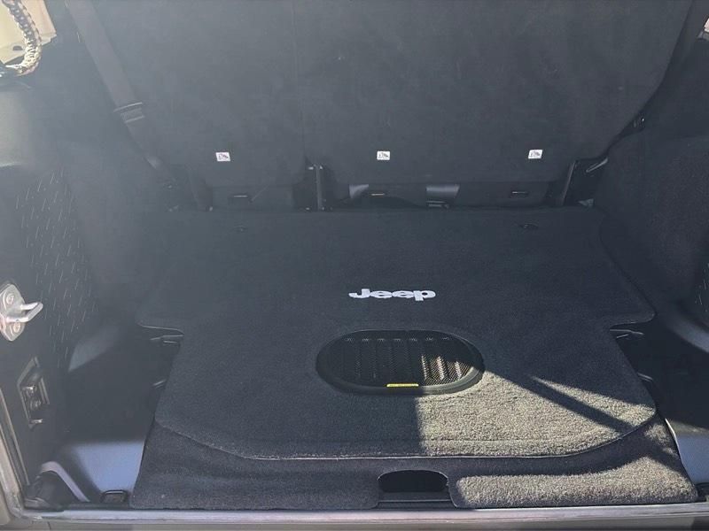 Jeep Wrangler Unlimited Sport 4WD 2015