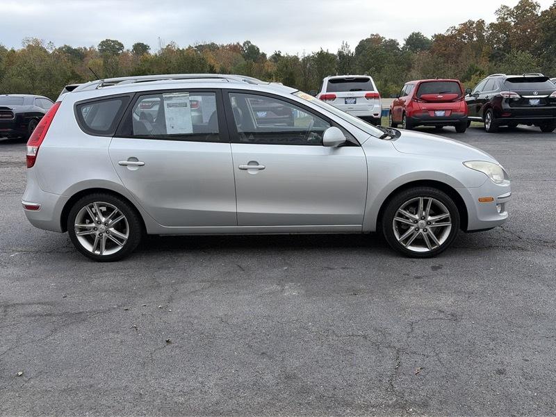 Hyundai Elantra Touring SE Automatic 2011