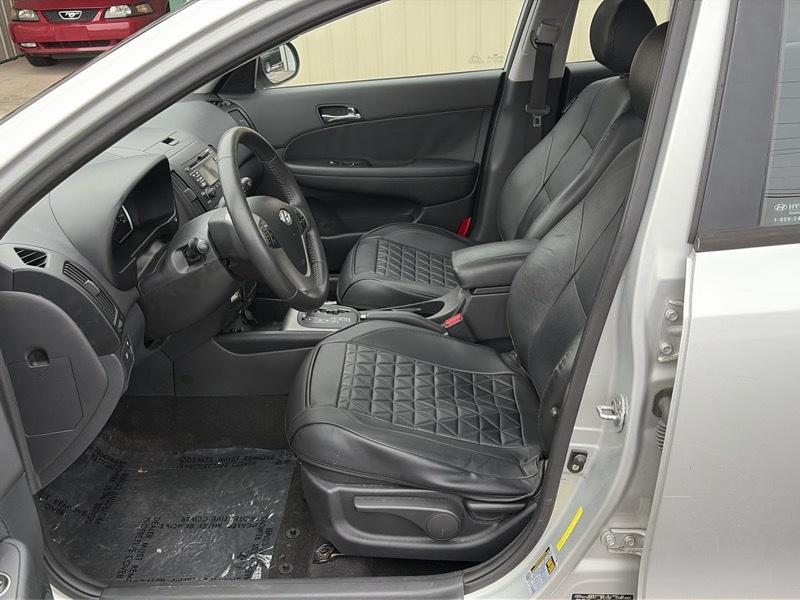 Hyundai Elantra Touring SE Automatic 2011