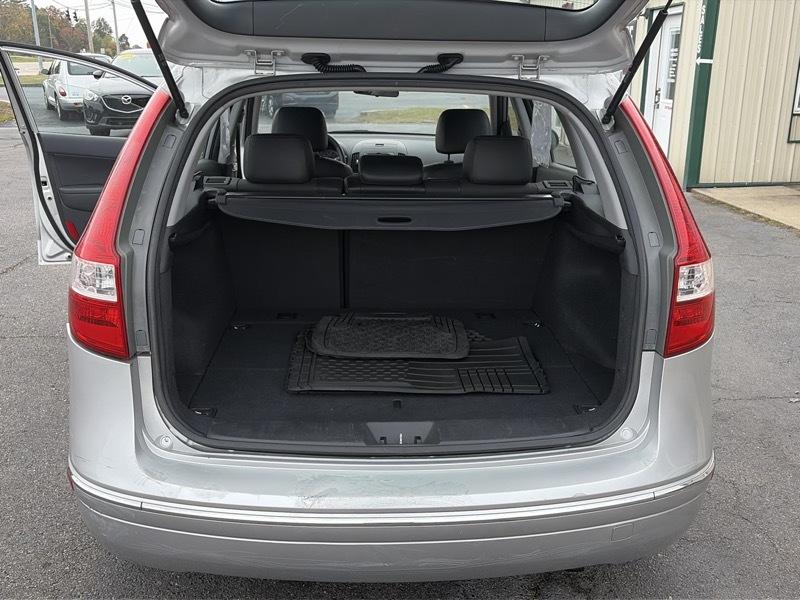 Hyundai Elantra Touring SE Automatic 2011