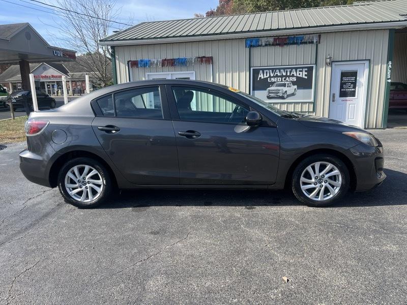 2013 Mazda MAZDA3 i Touring AT 4-Door