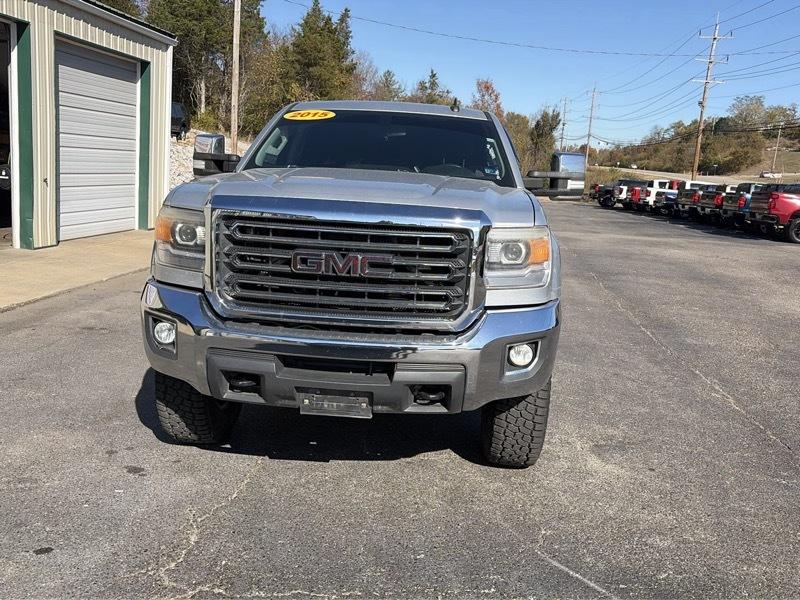 GMC Sierra 2500HD SLE Crew Cab 4WD 2015