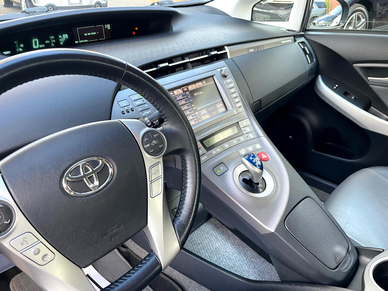 Toyota Prius Plug-In 2012 Toyota Prius Plug-In 2012