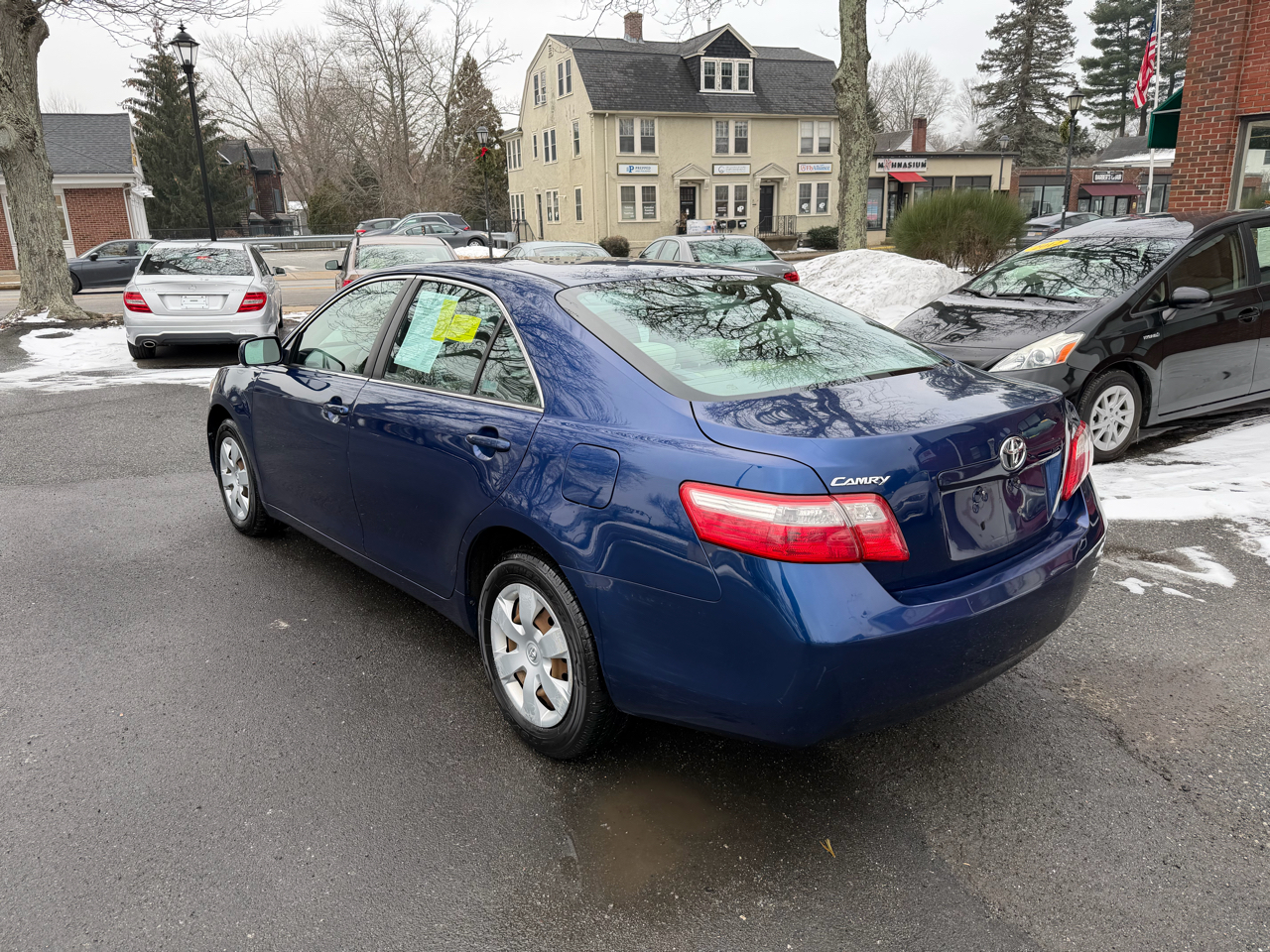 Toyota Camry LE 5-Spd AT 2009