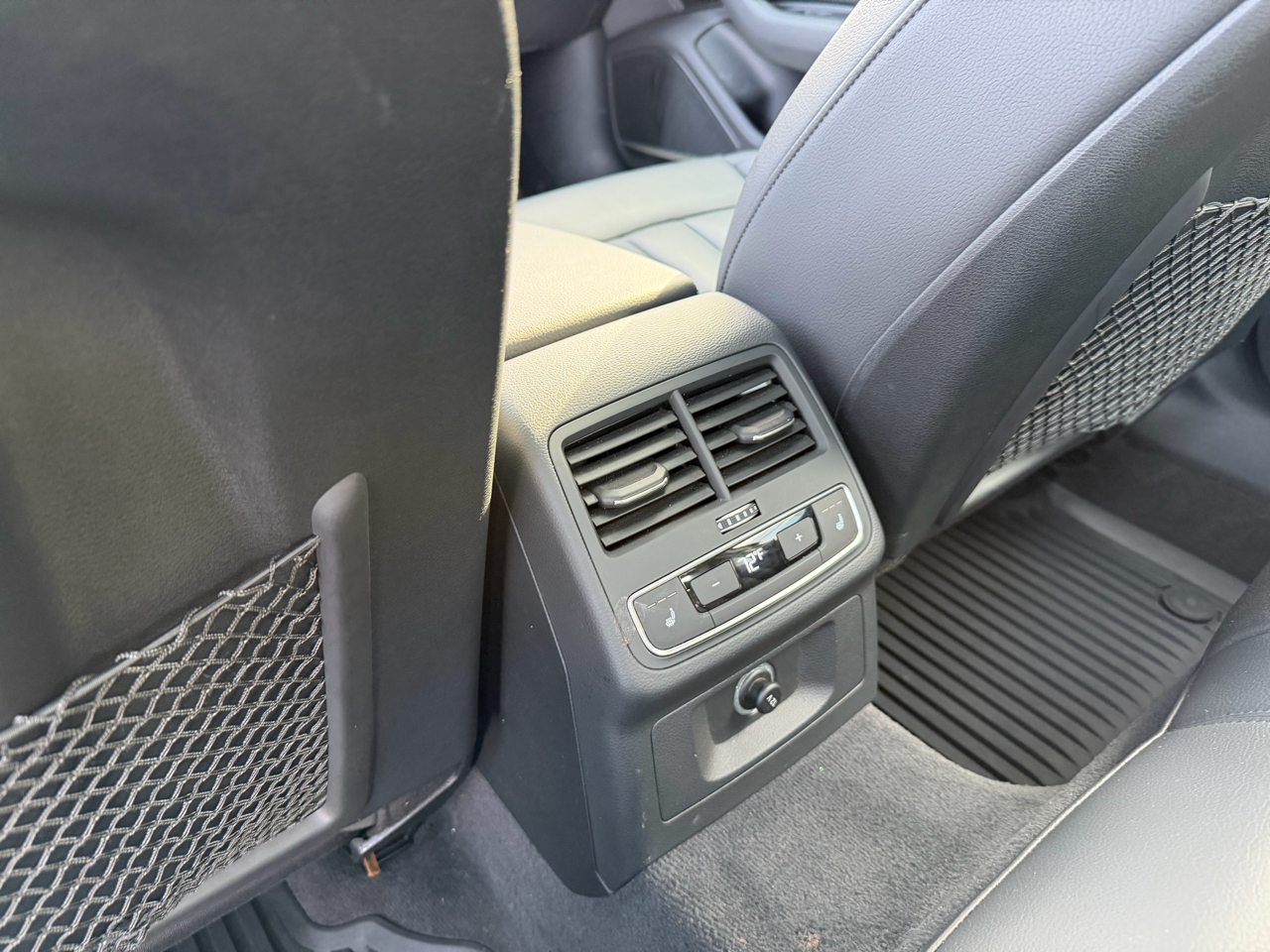 Audi A4 2.0 TFSI Premium Plus quattro 7A 2018