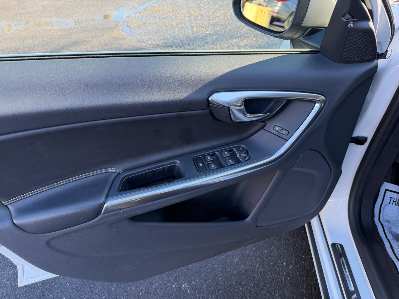 Volvo S60 T6 AWD 2012