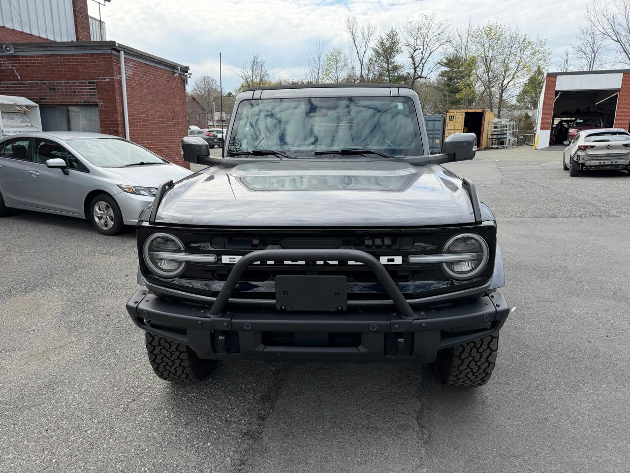 Ford Bronco Outer Banks 4-Door w/Advanced 2022