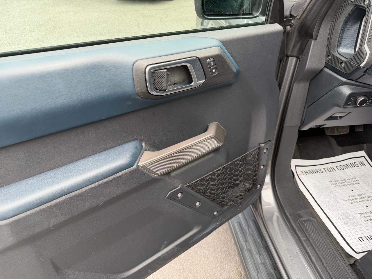 Ford Bronco Outer Banks 4-Door w/Advanced 2022