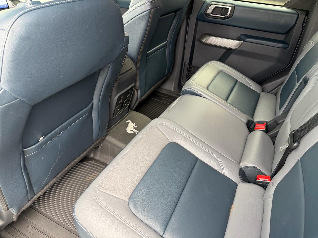 Ford Bronco Outer Banks 4-Door w/Advanced 2022